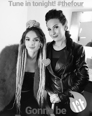 Zhavia and her mother. Know about her early life, parents, education